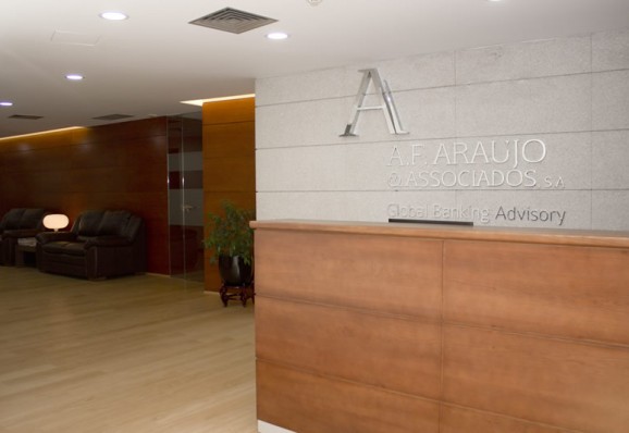 A.F. Araújo & Assoc.